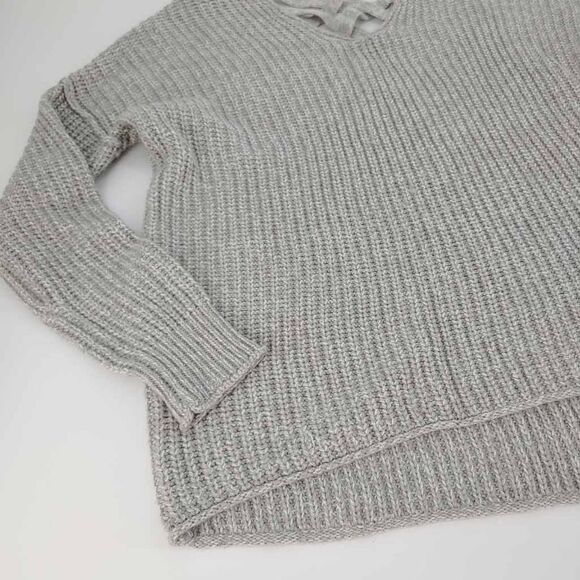 Mossimo Supply Co.Women's V- Neck Criss-Cross Back Pullover Sweater Gray Sz M - Picture 2 of 11